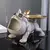 Estatueta Decorativa de Bulldog - Circuito Mega Store: Tudo para sua Casa com Estilo e Praticidade