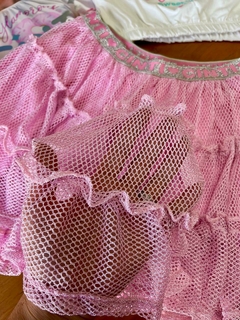 Conjunto Infantil Cinti Verão com Saia Rosa em Tela e Blusa Branca Rosquinha na internet