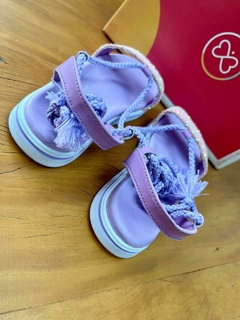 Sandália Infantil lilas com Brilho Amarração na Perna. - loja online