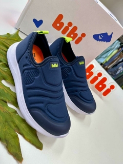 Tênis Bibi Azul Escuro com Detalhe em Verde - comprar online