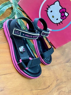 Sandália Papete Infantil Hello Kitty Preto com Detalhes Rosa
