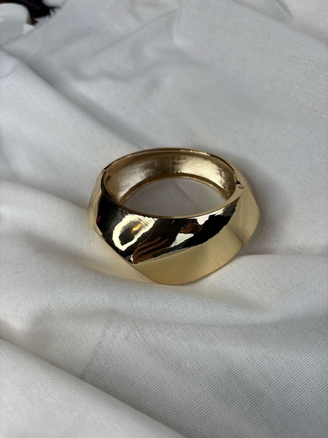 Bracelete Maximalista dourado Linha Bijoux