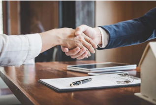 CONTRACT REVIEW WITH CLIENTS, CO-LOADERS, SUPPLIERS. REVISIÓN DE CONTRATOS CON CLIENTES, COLOADERS, PROVEEDORES . - comprar en línea