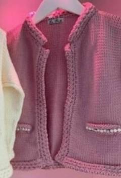 Casaco trico pérolas rosa