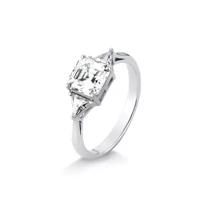 ANEL MOISSANITE QUADRADO E TRIANGULOS EM PRATA 925 COM BANHO