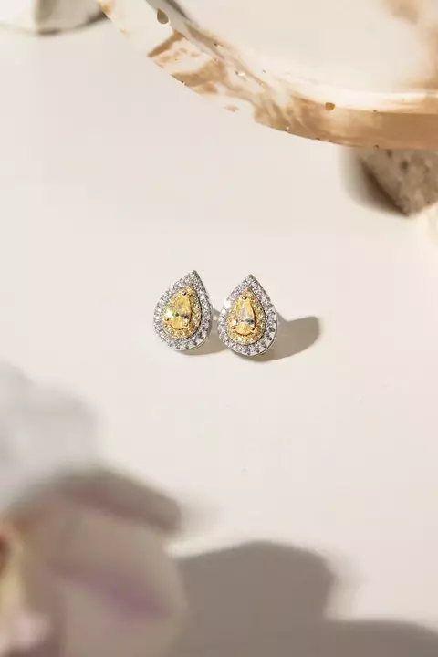 BRINCO ZIRCONIA FANCY YELLOW ZIRCONIA CÚBICAS BRANCA GOTINHA PRATA 925
