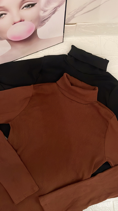 Blusa Gola Alta