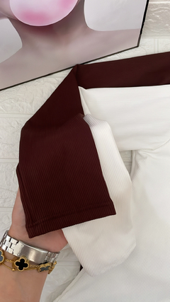 Blusa Assimétrica - comprar online
