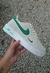 Air Force beige y verde
