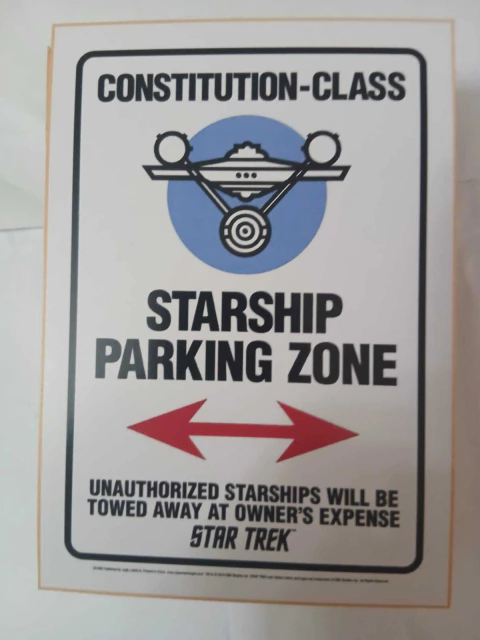 Cartel plano Star Trek Parking Zone