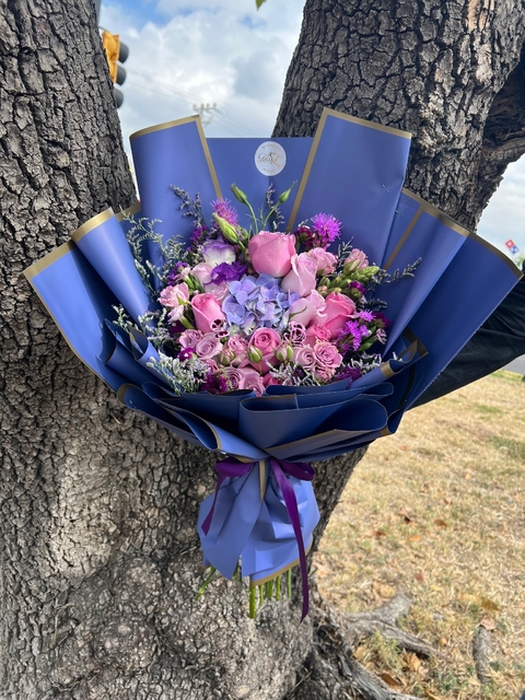 Ramo floral flor lila mixta