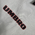 Camisa Retrô Manchester United 98/99 - Masculina Umbro - Branca com detalhes em preto e vermelho - Camisa de Força