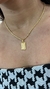Pingente Placa de Letra Pequena- Banhada a Ouro 18K - comprar online