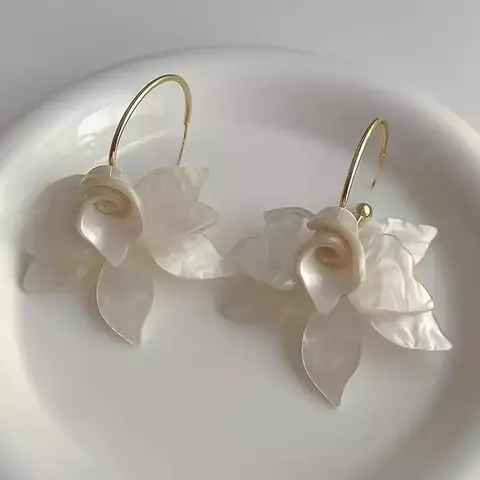 Aros Flor de Loto Blancos - comprar en línea