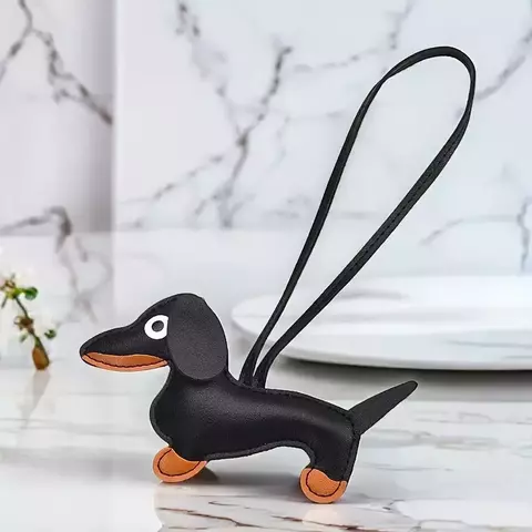 Llavero Salchicha Negro