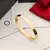 Pulsera Esclava en internet