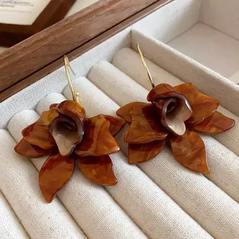 Aros Flor de Loto Camel - comprar en línea