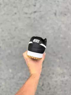 Dunk Black Gum Pro - Pisando Fuerte