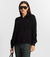 A Camisa Feminina Manga Longa Endless é a escolha perfeita para um look sofisticado e confortável. Confeccionada em viscose double yarn solid, oferece toque suave e fluido, proporcionando um caimento impecável. A abertura com botões confere praticidade e 