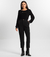 A Calça Feminina Alfaiate Endless é a peça que une elegância e sofisticação. Confeccionada em tecido alfaiate de alta qualidade, proporciona um caimento impecável, com corte reto que valoriza a silhueta. Seu design atemporal e estruturado a torna ideal pa