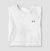 Descubra a t-shirt perfeita para quem busca estilo sem exageros. As camisetas minimalistas da MR Wear são feitas em 100% algodão, com modelagem versátil e acabamento premium. Ideais para homens e mulheres que valorizam o conforto, o design atemporal e a e