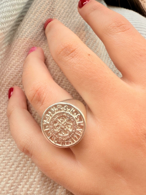 Anillo sello San Benito