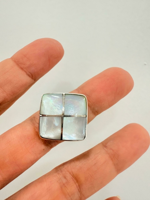 Anillo Cubo Nácar
