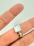Anillo cuadro con olas de nácar en internet