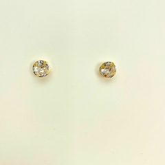 Brinco folheado 18k ponto de luz zirconia 8mm