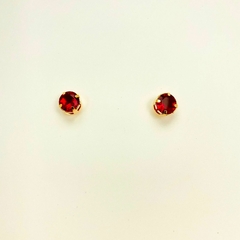 Brinco folheado 18k ponto de luz zirconia 8mm - loja online