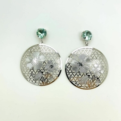 Brinco aço inox base zirconia mandala abaulada pendurada - Sanferlam