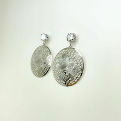 Brinco aço inox base zirconia mandala abaulada pendurada - comprar online