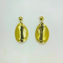 Brinco folheado 18k base e mandala gota