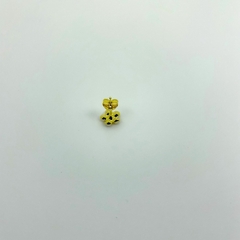 Brinco folheado 18k fixo flor de perola na internet