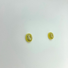 Brinco F18k Oval Fixo Cravejado Zirconias - comprar online