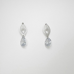 Brinco Aço Inox Fotocorrosão Escudo Zirconia Gota - comprar online