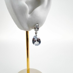 Brinco aço inox navete zirconia e gota cristal na internet