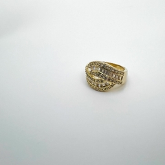 Anel F18k Volta Zirconias - comprar online