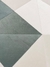 Imagem do Tapete Optik | REDONDO | Fundo Off-White, detalhes em Rosé Gold, Bege Gold, Verde Claro e Granito