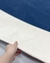 Tapete Sea | Bouclé Capri Natural e Azul | Efeito estonado