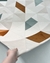 Tapete Optik | Veludo Off-White, detalhes em Terracota, Verde e Verde Claro