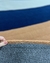 Tapete Kurve® | Nylon | Bordas Orgânicas | Caramelo, Azul Marinho, Off-White e Tiffany Econyl na internet