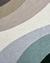 Tapete Kurve® | Nylon | Bordas Orgânicas | Verde Escuro, Verde, Prata, Off-White, Bege, Trigo e Taupe Econyl - Revenda Tapetes São José
