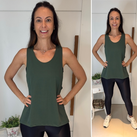 Regatão em Dry-Fit - Verde Musgo