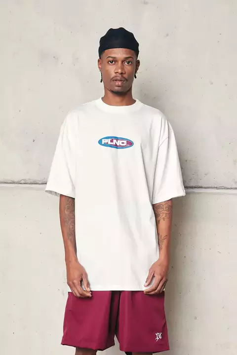 T-SHIRT PLANO C ARROW LETTERING - comprar online