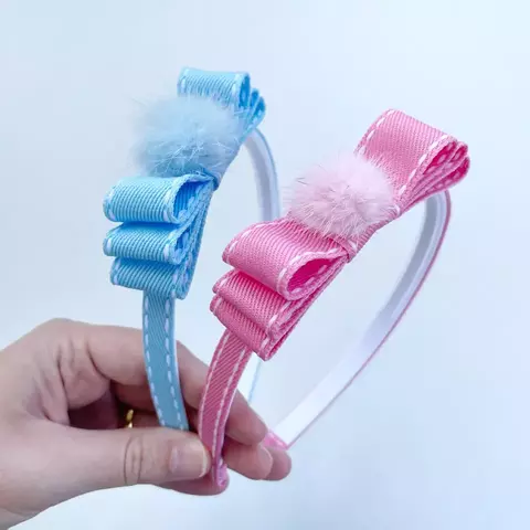 Arquinho laço Liz com Pompom - comprar online