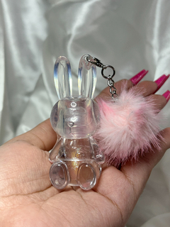 Lip Gloss Glitter Coelhinho com Pompom Bobbi Rara na internet