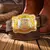 Cinto Country Masculino em Couro PU – Estilo Cowboy com Fivela Detalhada Florais Com Letra