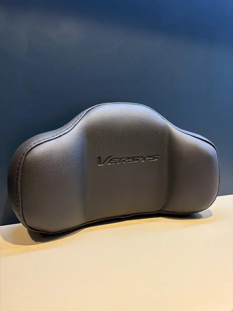 Encosto Versys