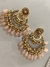 Brinco dourado envelhecido e pedras rosas - comprar online